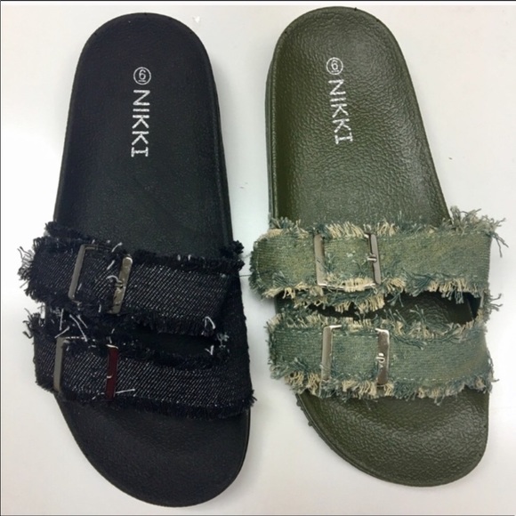 Nikki “Denim Buckle Slides” only have green - Picture 2 of 3